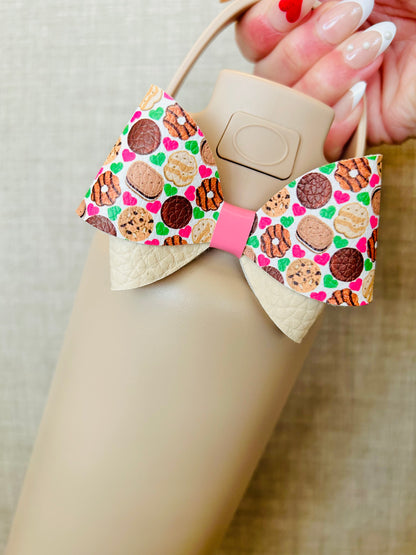 Cookie Girl Glam Cup Bow